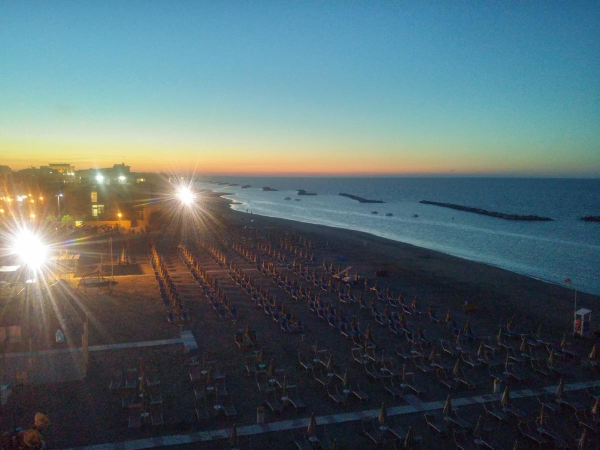 Hotel Biagini Rimini Exterior photo