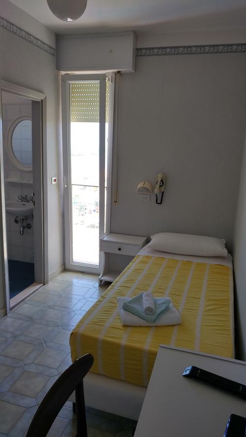 Hotel Biagini Rimini Exterior photo