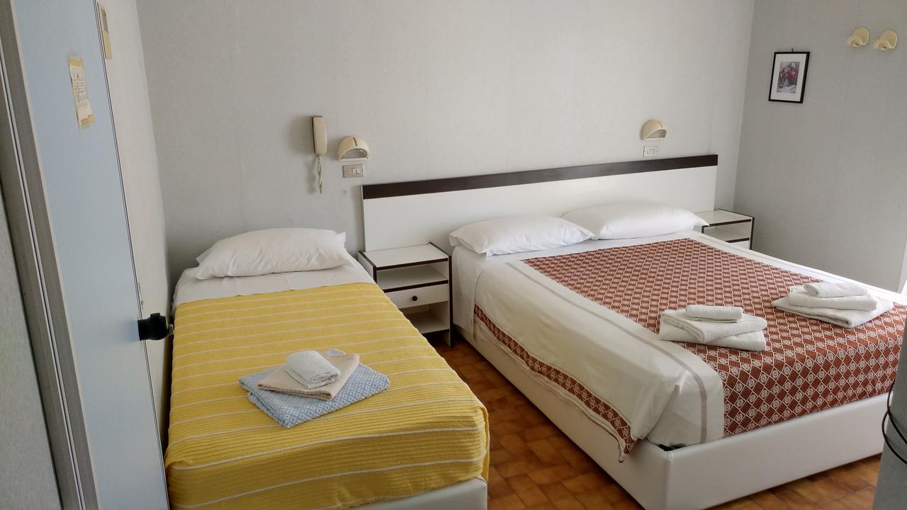 Hotel Biagini Rimini Exterior photo