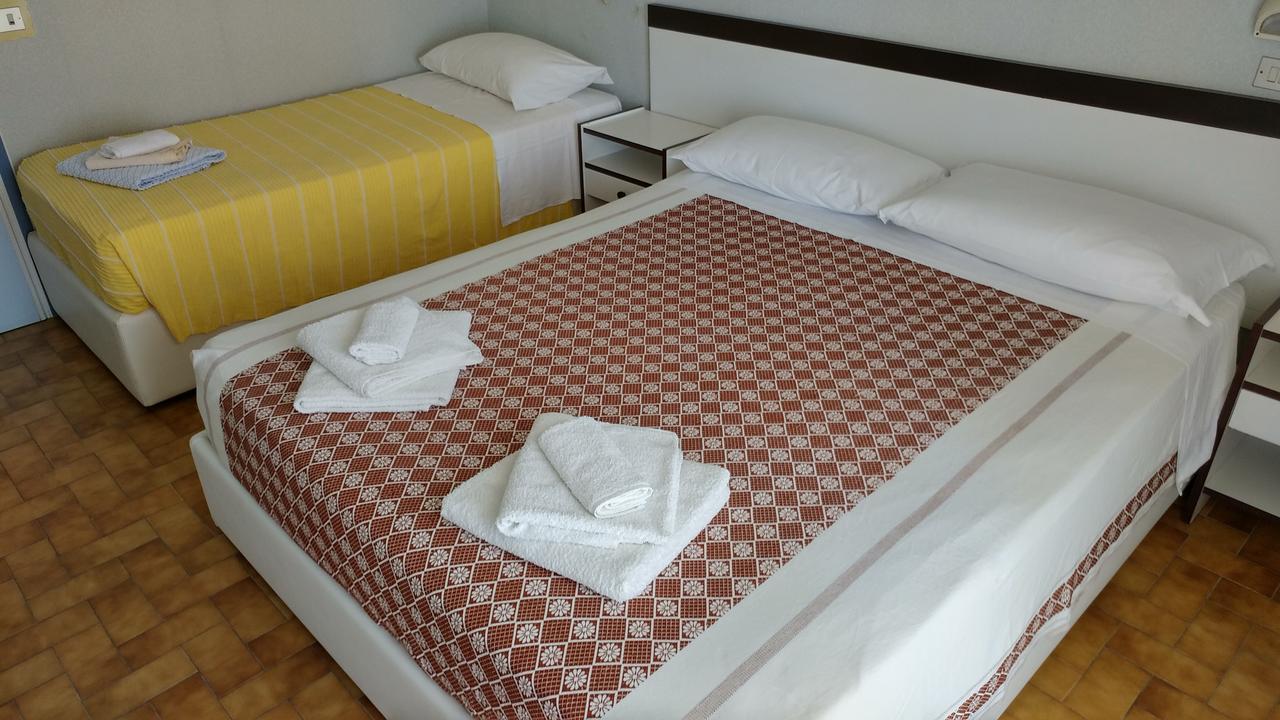 Hotel Biagini Rimini Exterior photo